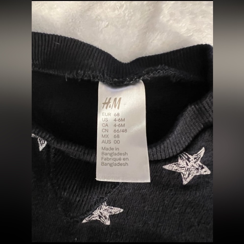H&M Baby Outfit with White Stars Size 4-6M - Picture 4 of 4